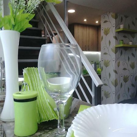 Classy And Cozy - Parking - 3 Beds - Near Center Novi Sad Exterior photo