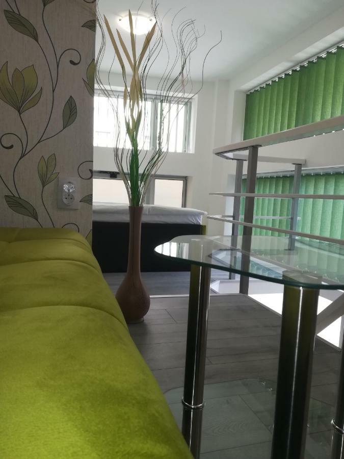 Classy And Cozy - Parking - 3 Beds - Near Center Novi Sad Exterior photo
